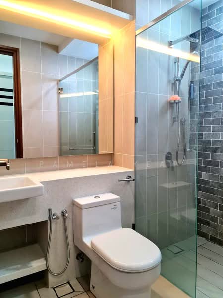 Condominium for Rent at Queens Residences Q1 @ Queens Waterfront - Pamela Yeap - Bathroom - PropertyGuru.com.my