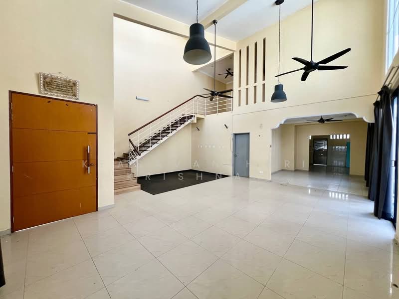 Rumah Teres 2 Tingkat untuk Dijual di Bandar Enstek (Negeri Sembilan) - Keasavan Hari Krishnan - Living Room - PropertyGuru.com.my