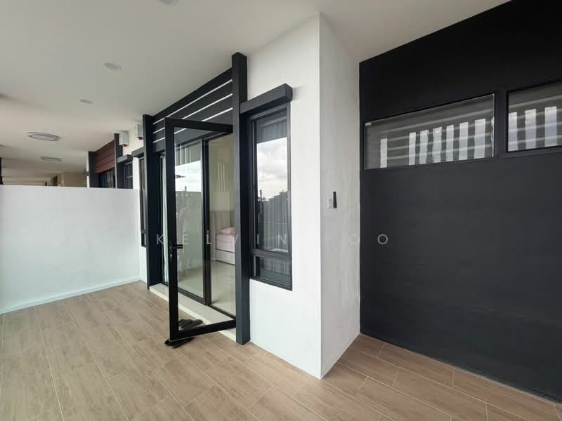 2-storey Terraced House for Sale in Taman Intan Mas (Teluk Intan) - Kelvin Foo - Balcony - PropertyGuru.com.my