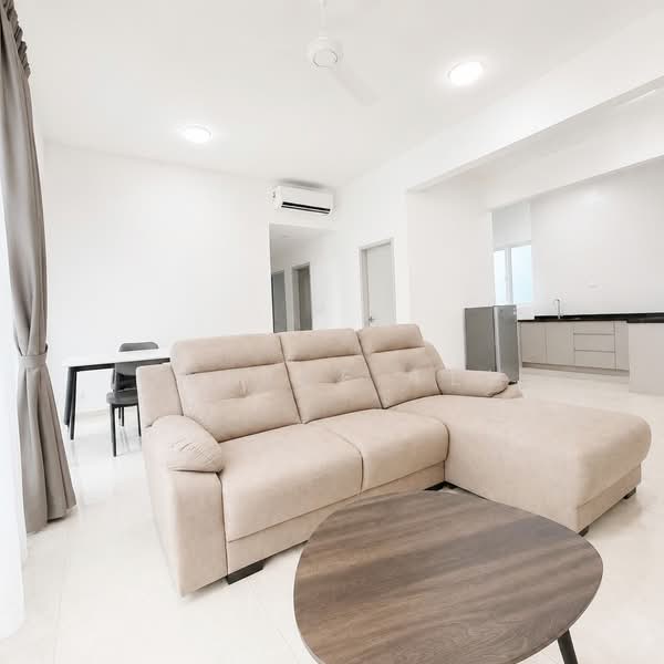 Kondominium untuk Disewa di Lucerne Residences - Denise Teh - Living Room - PropertyGuru.com.my
