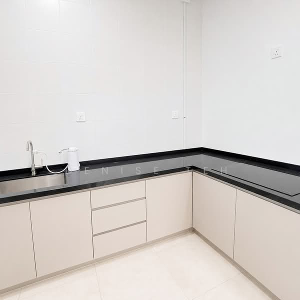 Kondominium untuk Disewa di Lucerne Residences - Denise Teh - Kitchen - PropertyGuru.com.my