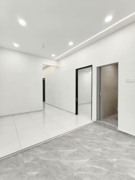 Rumah Teres 1 Tingkat untuk Dijual di Taman Desa Cemerlang (Ulu Tiram) - Eric Lee - Interior - PropertyGuru.com.my