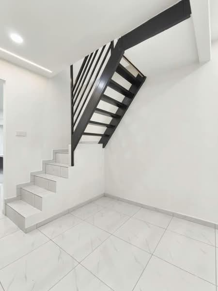 Rumah Teres 1 Tingkat untuk Dijual di Taman Desa Cemerlang (Ulu Tiram) - Eric Lee - Interior - PropertyGuru.com.my