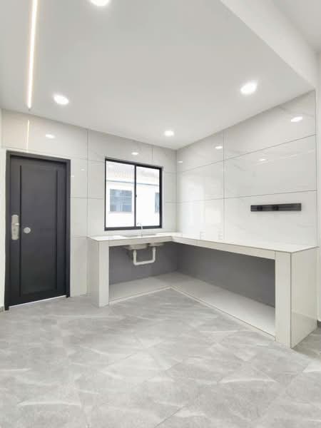 Rumah Teres 1 Tingkat untuk Dijual di Taman Desa Cemerlang (Ulu Tiram) - Eric Lee - Interior - PropertyGuru.com.my