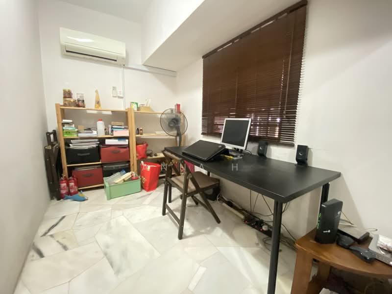 Rumah Teres 2 Tingkat untuk Dijual di Taman Bukit Desa (Taman Desa) - Anna H - Study - PropertyGuru.com.my
