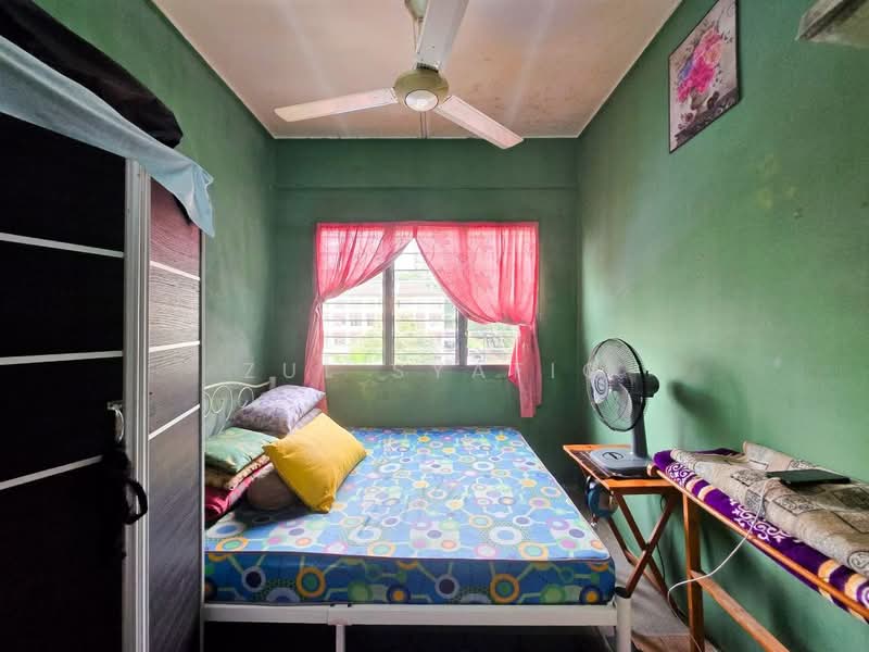 Rumah Flat untuk Dijual di Rampai Idaman - Zul Syafiq - Bedroom - PropertyGuru.com.my