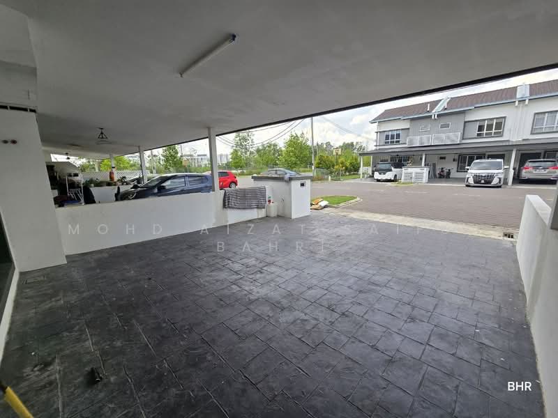 2-storey Terraced House for Sale in Dengkil (Selangor) - Mohd Aizat Saiful Bahri - Exterior - PropertyGuru.com.my