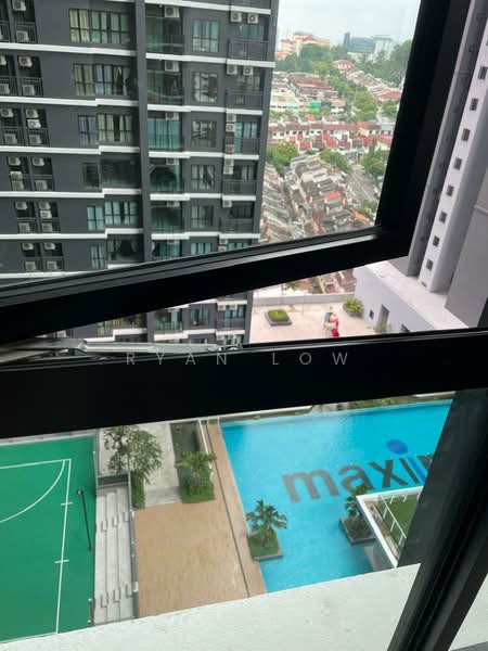 Service Residence for Sale at Majestic Maxim - Ryan Low - View - PropertyGuru.com.my