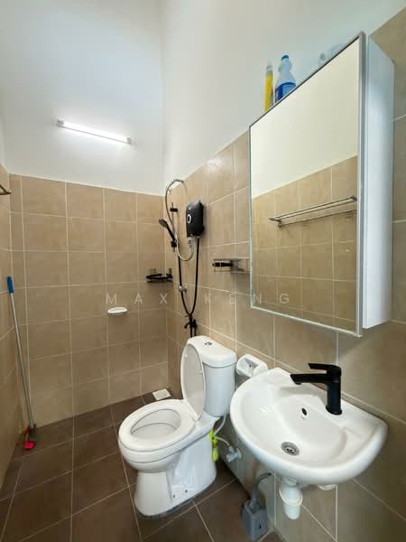 Rumah Teres 2.5 Tingkat untuk Disewa di Johor Bahru (Johor) - Max Keng - Bathroom - PropertyGuru.com.my