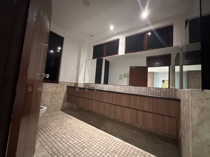 Rumah Banglo untuk Disewa di Damansara Heights (Kuala Lumpur) - SHAH REZA SASMAT - Bathroom - PropertyGuru.com.my