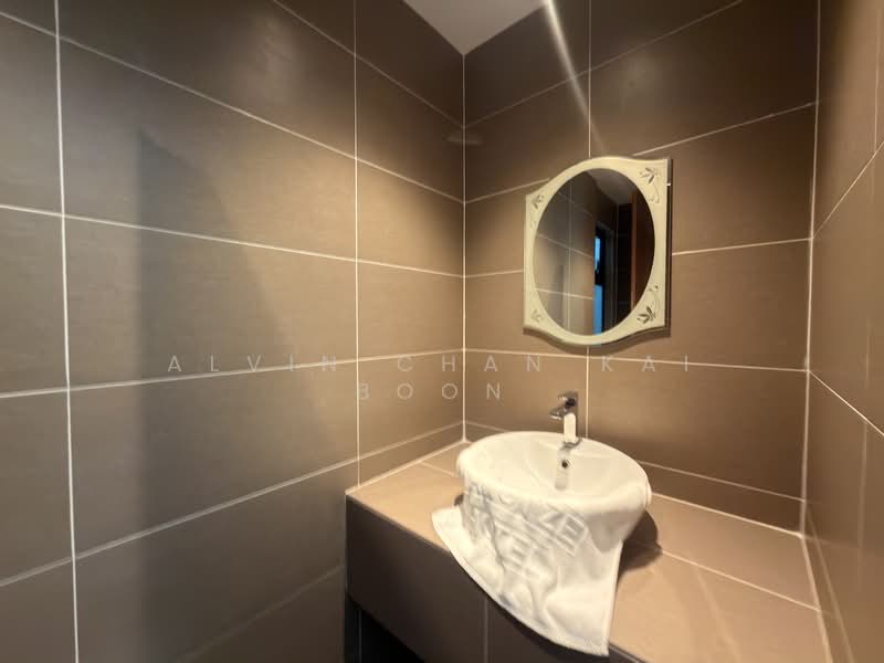Service Residence for Sale at G Residence - Alvin Chan Kai Boon - Bathroom - PropertyGuru.com.my
