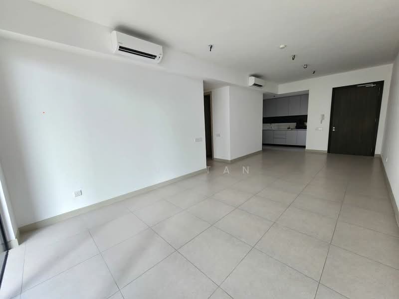 Kondominium untuk Dijual di Residensi Astrea - Eve Tan - Living Room - PropertyGuru.com.my