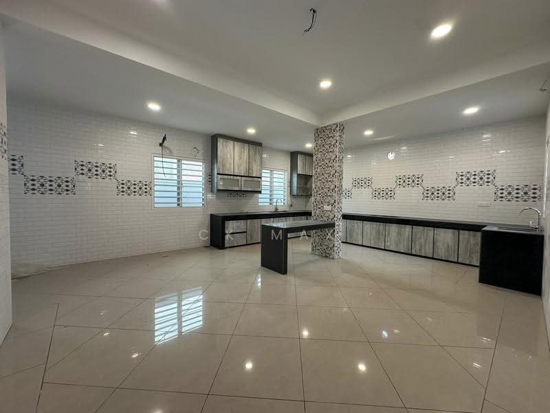 Bungalow House untuk Dijual di Taman Mansion (Ipoh) - Ck Max - Kitchen - PropertyGuru.com.my