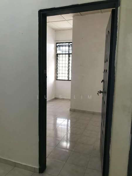 2-storey Terraced House for Sale in Taman Desa Cemerlang (Ulu Tiram) - Luis Lim - Interior - PropertyGuru.com.my