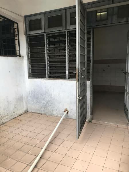 2-storey Terraced House for Sale in Taman Desa Cemerlang (Ulu Tiram) - Luis Lim - Exterior - PropertyGuru.com.my