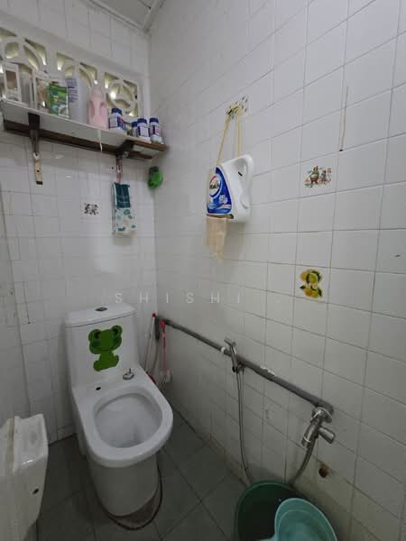 2-storey Terraced House for Sale in Kampung Baru Saleng (Kulai) - Shishi . - PropertyGuru.com.my