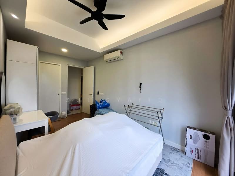 Servis Apartment untuk Dijual di The Sentral Suites - Zul Syafiq - Bedroom - PropertyGuru.com.my