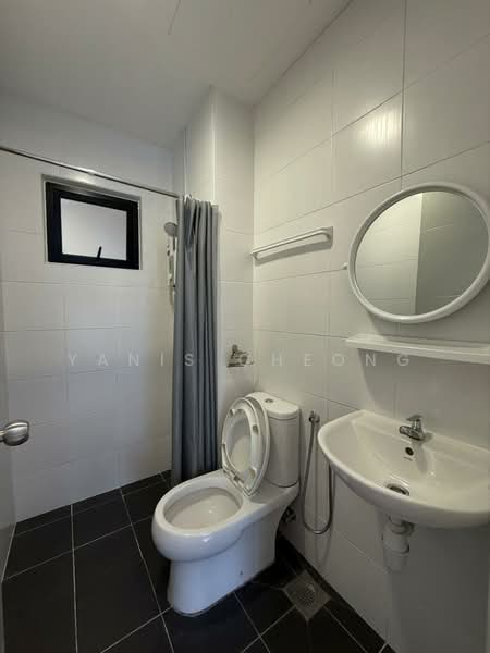 Service Residence for Sale at M Suite @ Desa Park North - Yanis Cheong - Bathroom - PropertyGuru.com.my