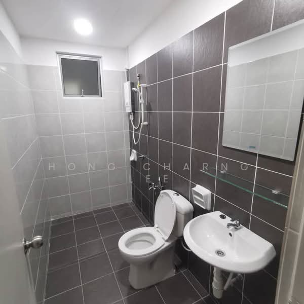 Service Residence for Rent at Residensi Taman Pelangi Indah - Hong Charng Lee - Bathroom - PropertyGuru.com.my