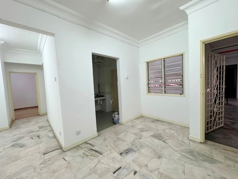 Pangsapuri untuk Dijual di Pelangi Court - Penny Chia - Interior - PropertyGuru.com.my