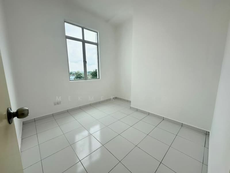 Apartment for Rent at Seri Molek Perdana - MekMek Fong - PropertyGuru.com.my
