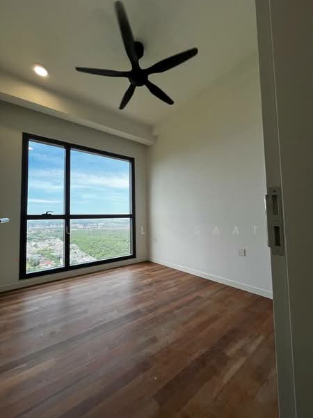 Servis Apartment untuk Disewa di Edelweiss @ Tropicana Gardens - Suhaila Saat - bedroom - PropertyGuru.com.my