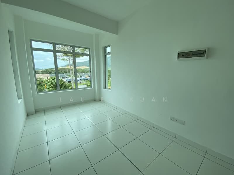 Rumah Teres 2 Tingkat untuk Dijual di Taman Bukit Flora 2 (Batu Pahat) - Lau Ee Xuan - PropertyGuru.com.my