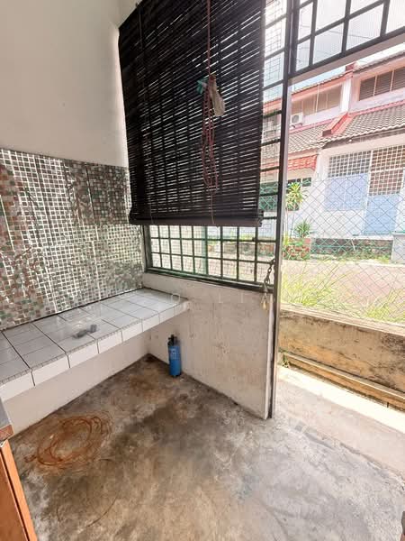 1.5-storey Terraced House for Sale in Taman Molek (Johor Bahru) - Vivco Liang - PropertyGuru.com.my