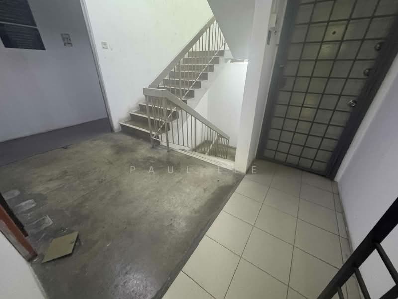 Pejabat untuk Disewa di Taman Tan Yew Lai (Jalan Klang Lama (Old Klang Road)) - Paul Lee - Entrance - PropertyGuru.com.my
