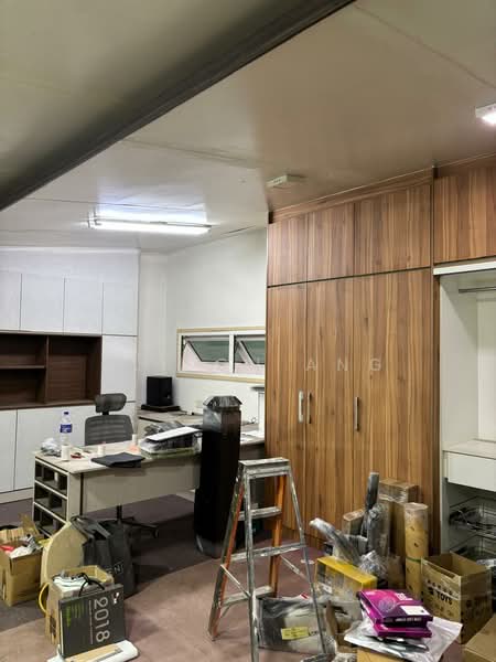 Kilang untuk Disewa di Taman Perindustrian Puchong Utama (Puchong) - Alison Ang - Study - PropertyGuru.com.my