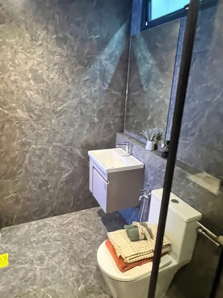 Condominium for Sale at The Shang Residence @ Kuchai Lama - Jack Lee - Bathroom - PropertyGuru.com.my