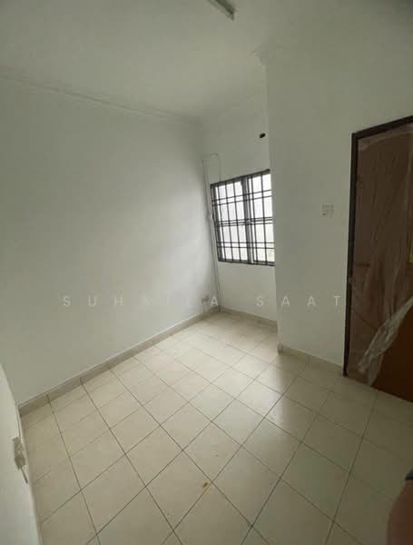 Rumah Teres 2 Tingkat untuk Dijual di Usj 3 (Subang Jaya) - Suhaila Saat - bedroom - PropertyGuru.com.my