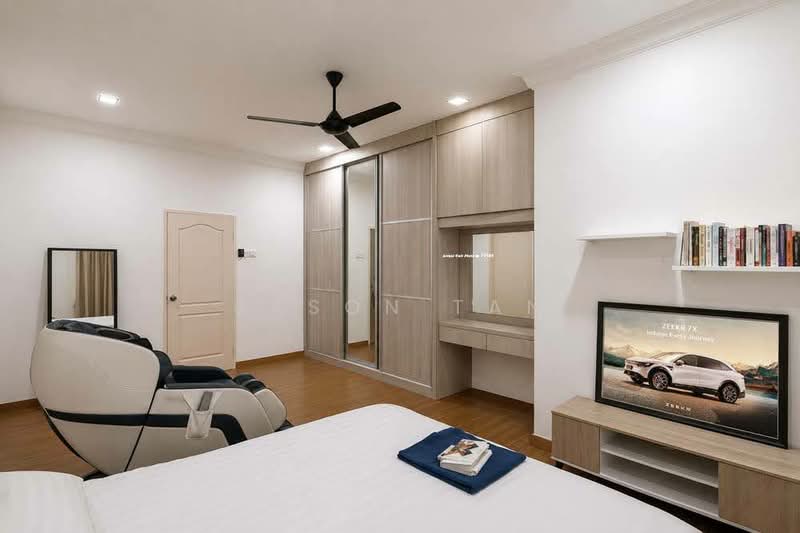 3-storey Terraced House for Sale in Shah Alam (Selangor) - Jason Tan - Bedroom - PropertyGuru.com.my