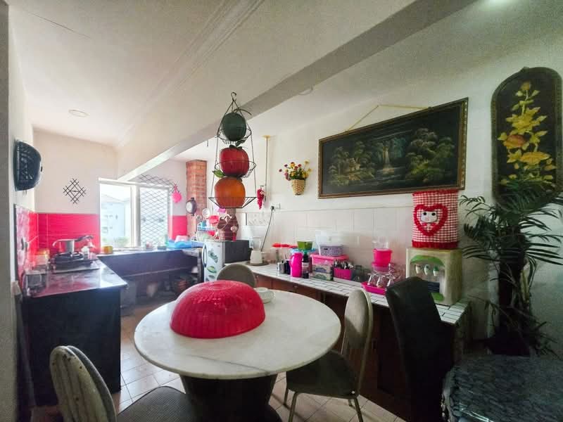 Pangsapuri untuk Dijual di Taman Putra Perdana - Zul Syafiq - Kitchen - PropertyGuru.com.my