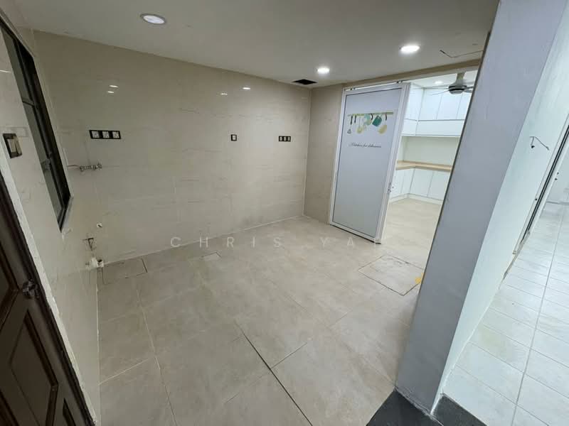 Townhouse for Sale in Petaling Jaya (Selangor) - Chris Yap - Kitchen - PropertyGuru.com.my