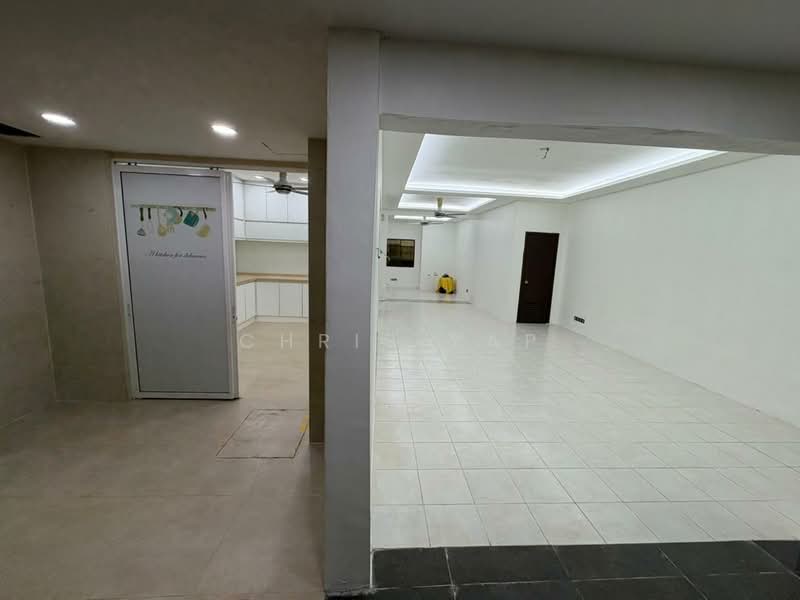 Townhouse for Sale in Petaling Jaya (Selangor) - Chris Yap - Kitchen - PropertyGuru.com.my
