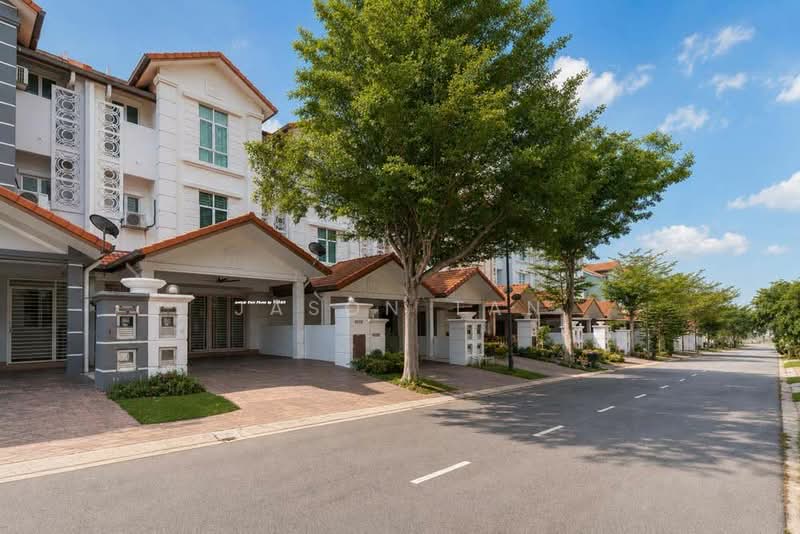 3-storey Terraced House for Sale in Shah Alam (Selangor) - Jason Tan - Exterior - PropertyGuru.com.my