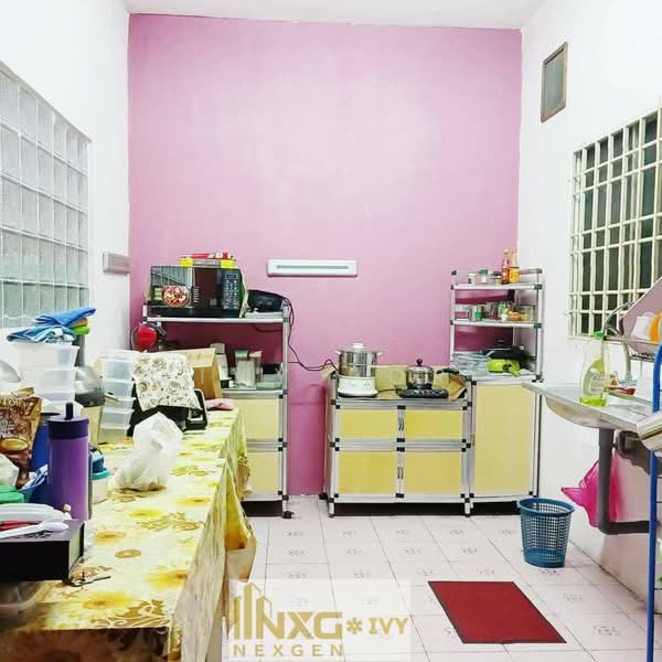 2-storey Terraced House for Sale in Teluk Pulai (Klang) - Ivy Por - Kitchen - PropertyGuru.com.my