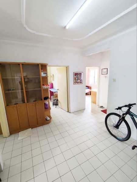 Apartment for Sale at Kenari Apartment - Azmi . - Living Room - PropertyGuru.com.my