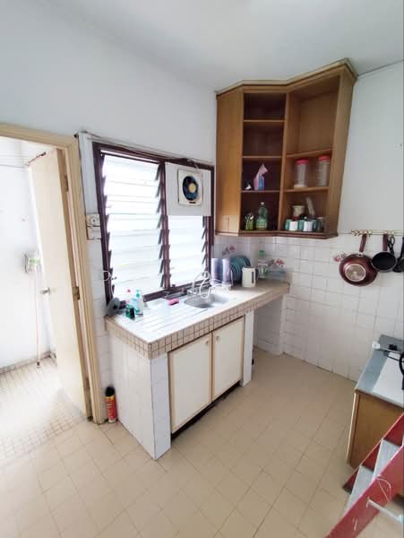 Apartment for Sale at Kenari Apartment - Azmi . - Kitchen - PropertyGuru.com.my