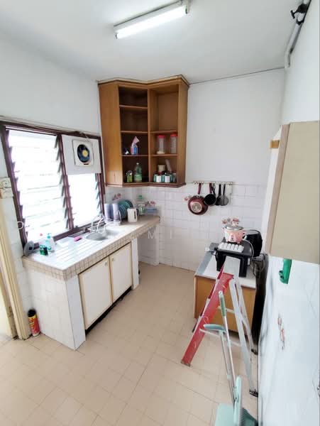 Apartment for Sale at Kenari Apartment - Azmi . - Kitchen - PropertyGuru.com.my