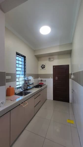 2-storey Terraced House for Sale in Setia Indah 12 (Setia Alam) - Liza AB - Kitchen - PropertyGuru.com.my