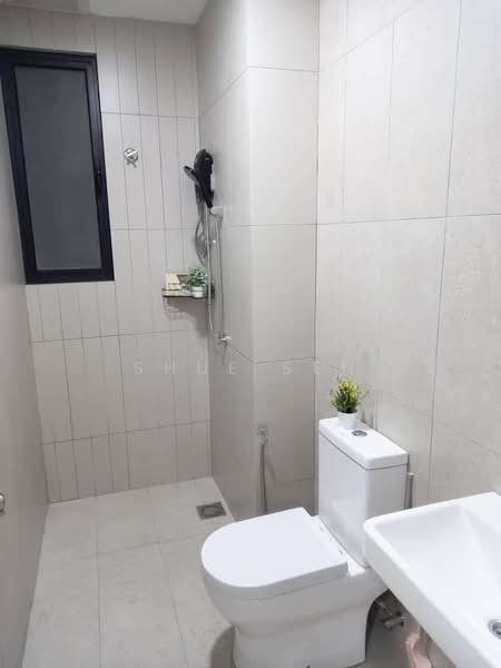 Service Residence for Sale at Kenwingston Skylofts - Shue Sen - Bathroom - PropertyGuru.com.my