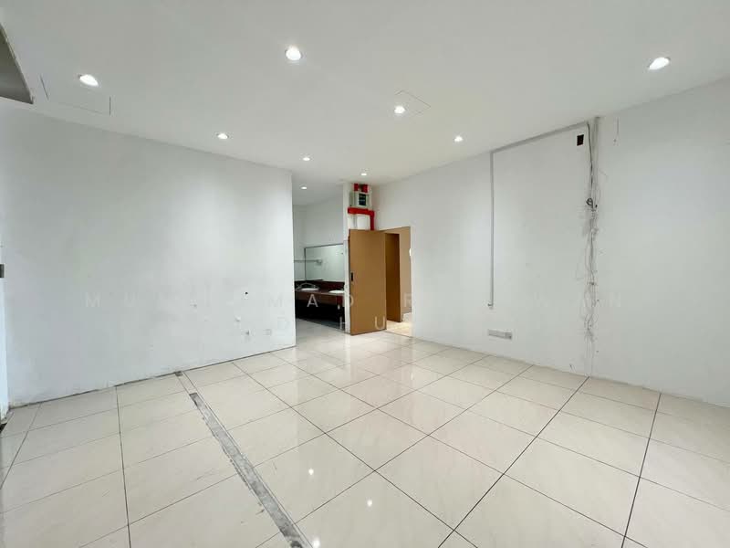 Shop / Office for Sale in Bandar Baru Bangi (Selangor) - Muhammad Ridhwan Mohd Huzairi - Interior - PropertyGuru.com.my