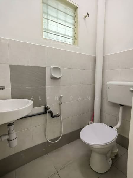2-storey Terraced House for Sale in Bandar Mahkota Cheras (Cheras) - Alan Pang - Bathroom - PropertyGuru.com.my