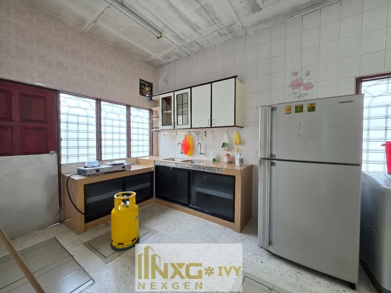 1-storey Terraced House for Sale in Meru (Klang) - Ivy Por - Kitchen - PropertyGuru.com.my