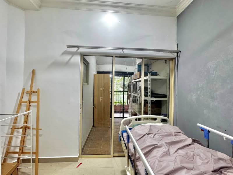 2-storey Terraced House for Sale in Bukit Jelutong (Shah Alam) - Alif Saad - PropertyGuru.com.my