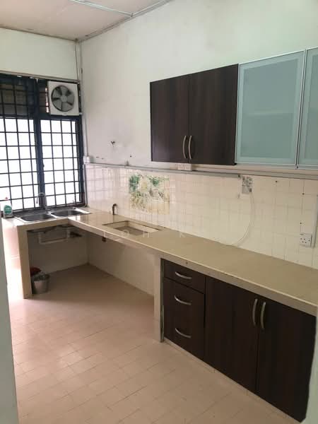 Townhouse for Rent in Ampang (Selangor) - Loh KC - Kitchen - PropertyGuru.com.my