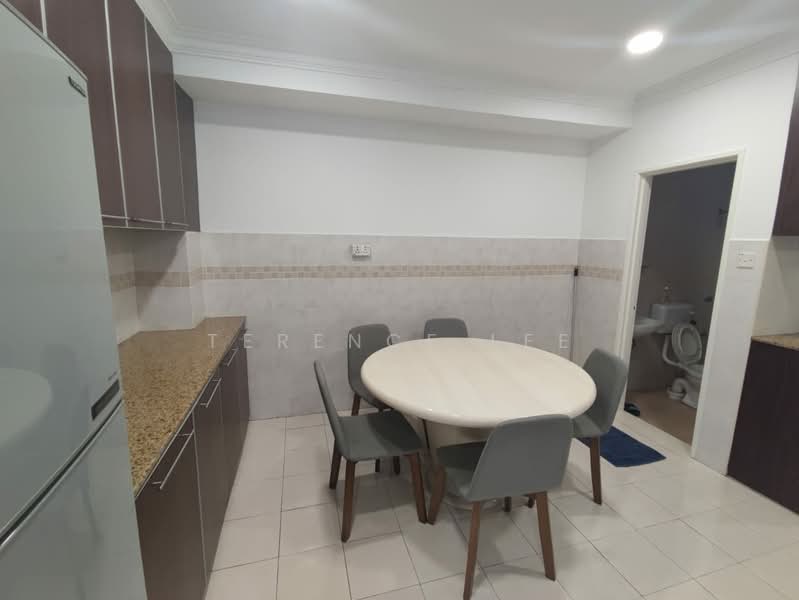 Rumah Kluster untuk Disewa di Shah Alam (Selangor) - Terence Lee - Kitchen - PropertyGuru.com.my