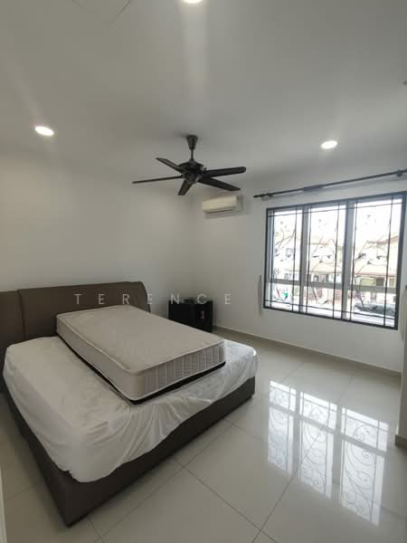 Rumah Kluster untuk Disewa di Shah Alam (Selangor) - Terence Lee - Bedroom - PropertyGuru.com.my